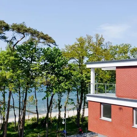 Klifowa 34 *